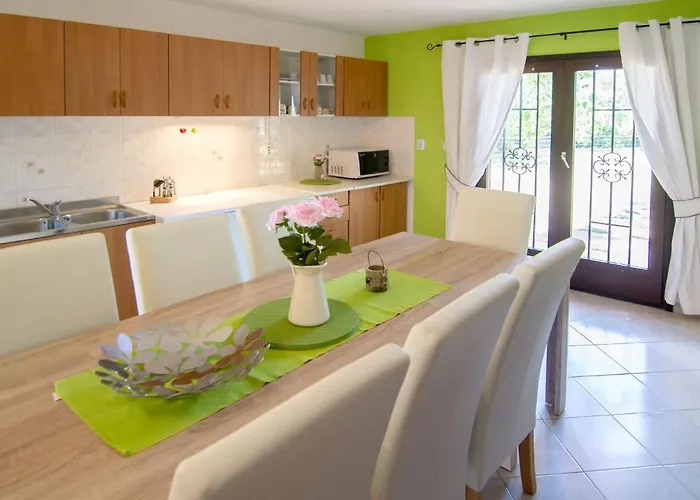 Sara By Interhome Ferienhaus Poreč